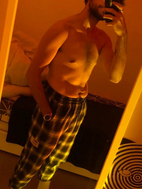 Profile of Evan, 22, Gay dating in Hybla Valley (Virginia)