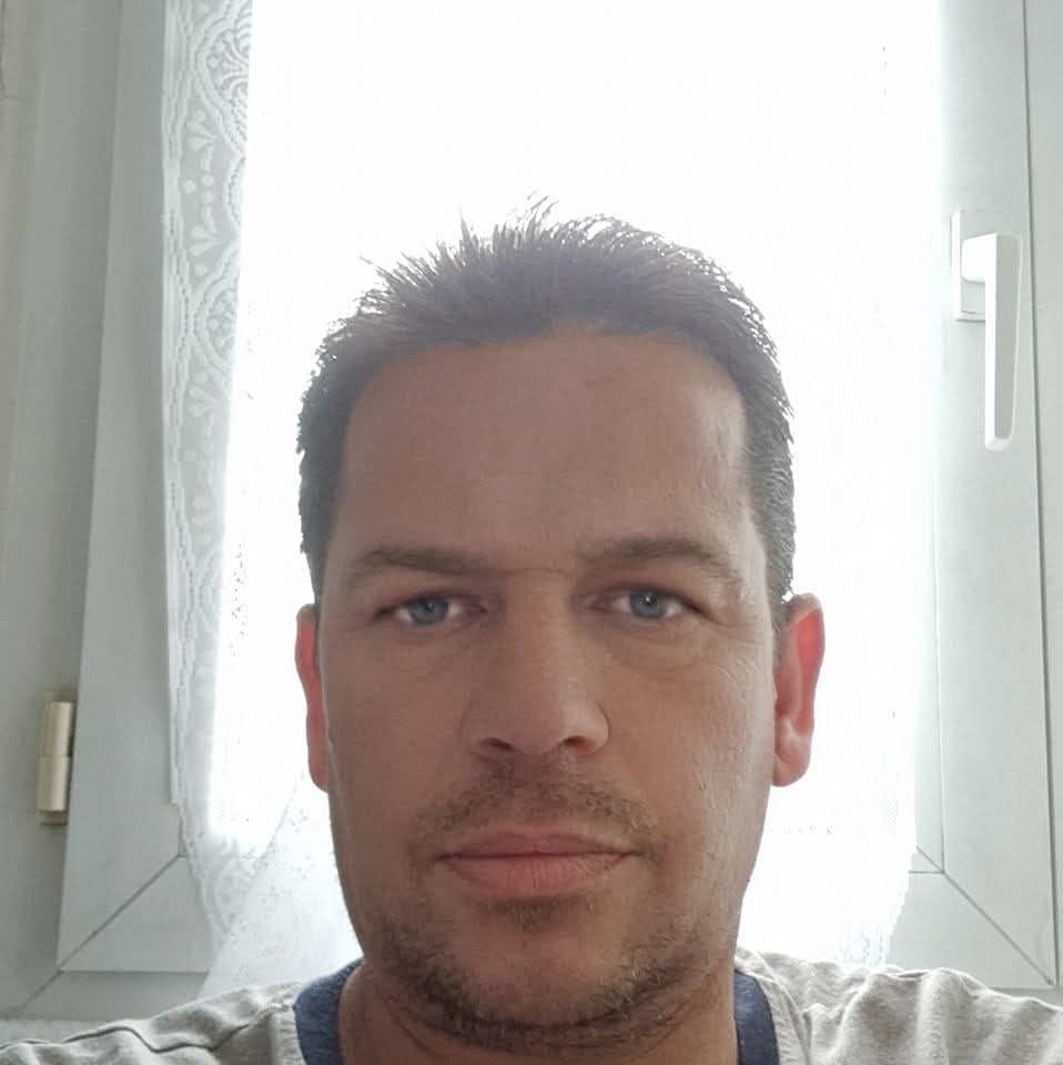 Luke - Gay dating in Fairmont Profile of Luke, 30, Gay dating in Fairmont (West Virginia)