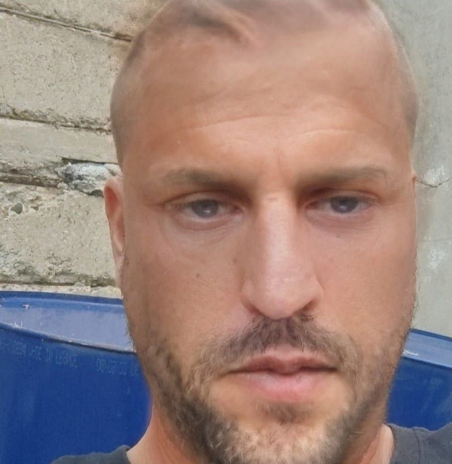 Profile of John, 28, Gay dating in Wright (Florida)