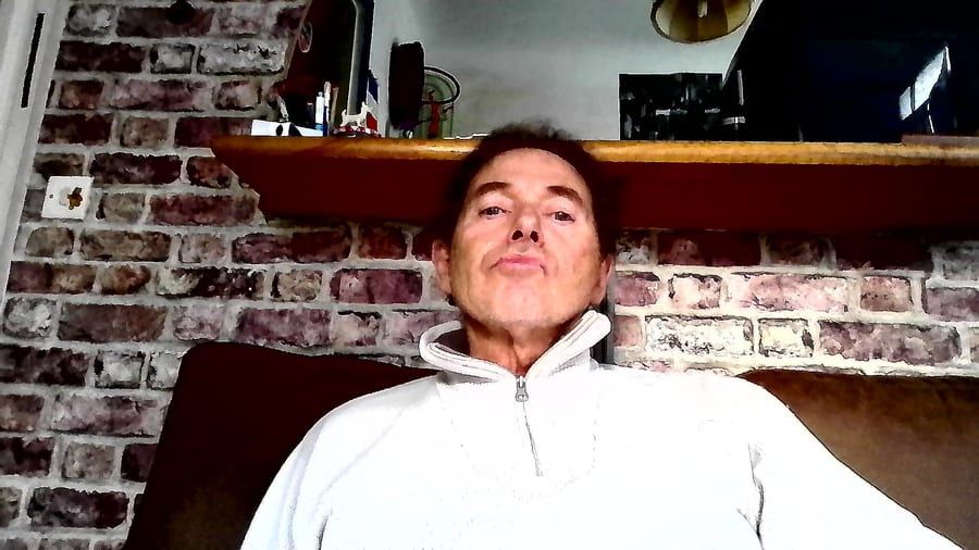 Profile of Everett, 35, Gay dating in Madras (Oregon)