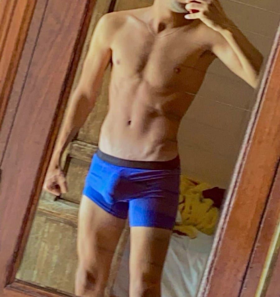 Profile of Eric, 25, Gay dating in Willowick (Ohio)