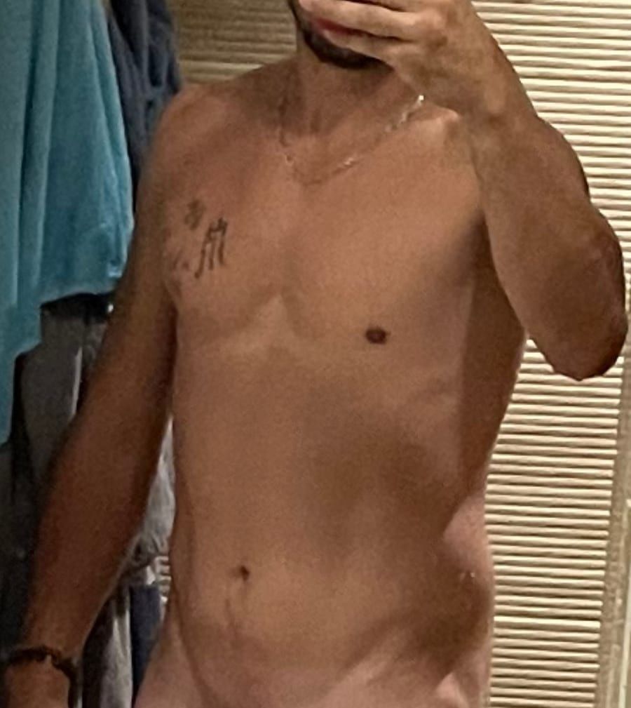 Profile of Parker, 28, Gay dating in Dickinson (North Dakota)