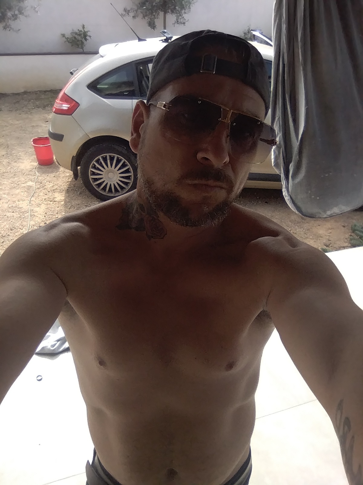 Profile of Kane, 44, Gay dating in Uvalde (Texas)
