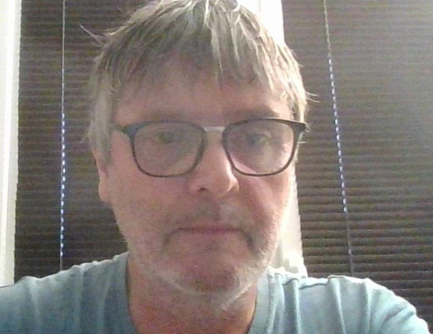 Stuart - Gay dating in Saint Gabriel Profile of Stuart, 40, Gay dating in Saint Gabriel (Louisiana)