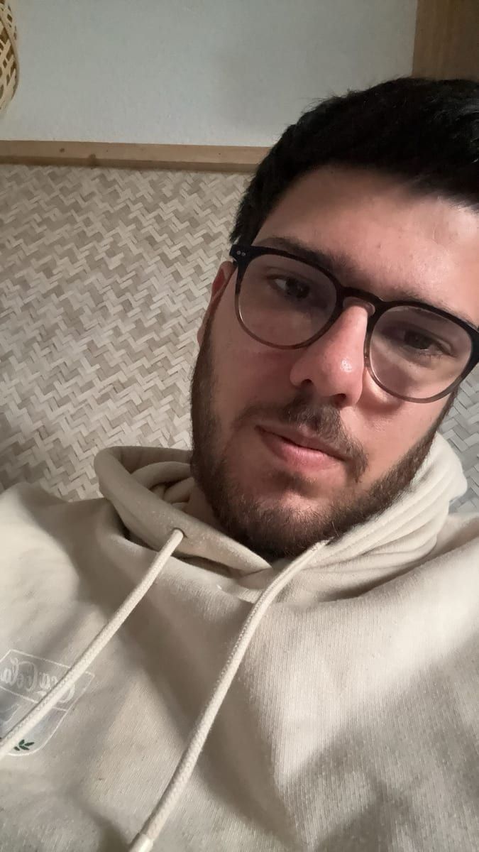 Profile of Simon, 27, Gay dating in Dickinson (North Dakota)