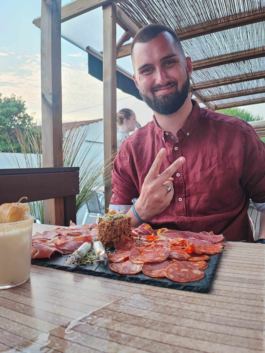 Profile of James, 32, Gay dating in Independent Hill (Virginia)