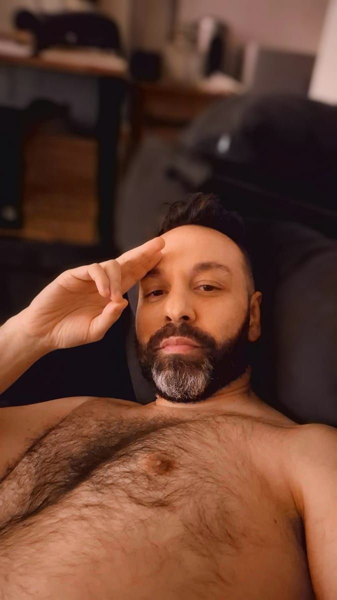 Brock - Gay dating in Cross Lanes Profile of Brock, 37, Gay dating in Cross Lanes (West Virginia)