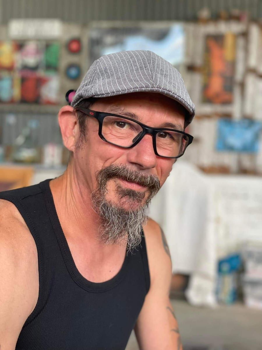 Profile of Corey, 23, Gay dating in Acton (California)